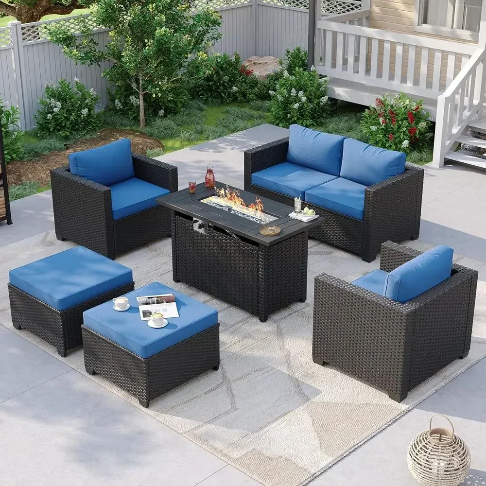 Outdoor Furniture With Fire Pit - 6-Sitzer Outdoor-Terrassenmöbel-Set mit Feuerstelle und Rattan-Hockern,